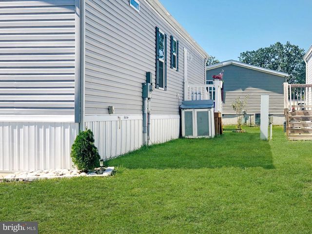 19 OTTER PL, Whiting, NJ 08759