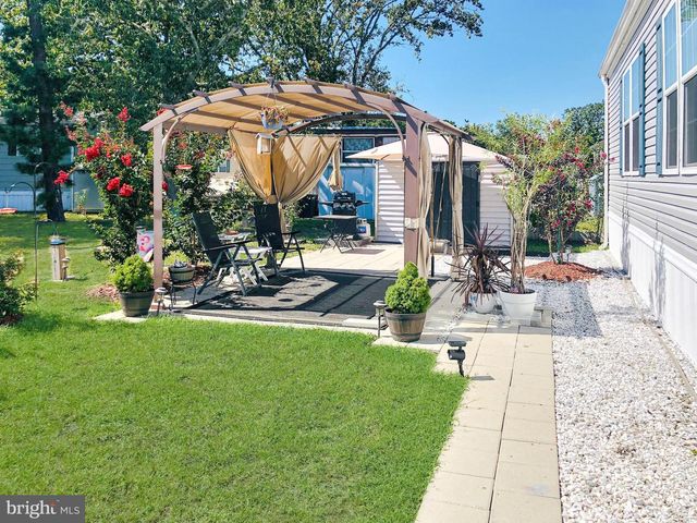 19 OTTER PL, Whiting, NJ 08759