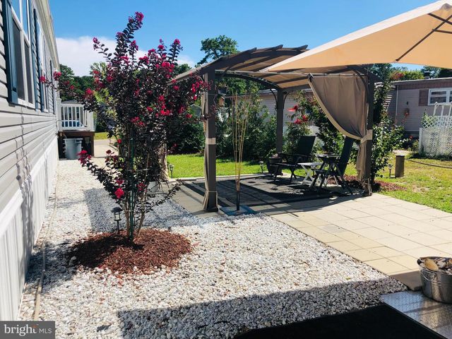 19 OTTER PL, Whiting, NJ 08759