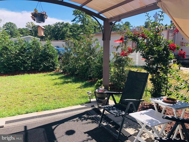 19 OTTER PL, Whiting, NJ 08759