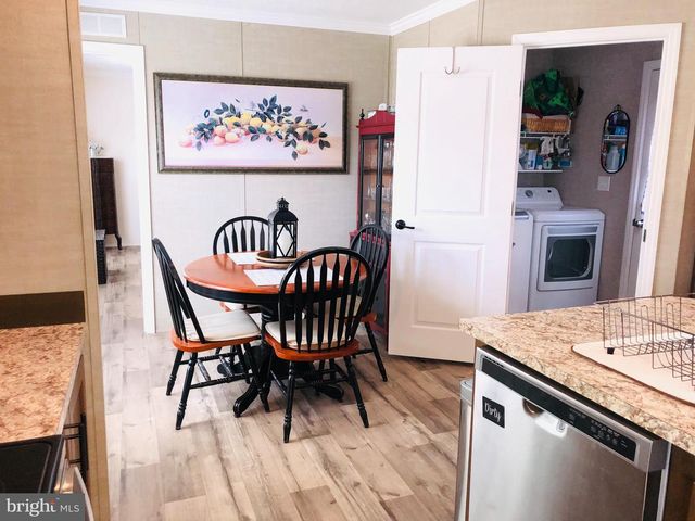 19 OTTER PL, Whiting, NJ 08759