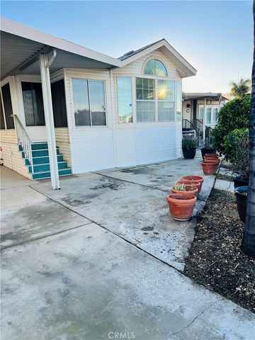 1295 S Cawston Ave 47, Hemet, CA 92545