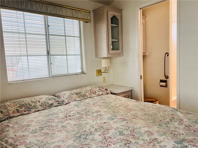 1295 S Cawston Ave 47, Hemet, CA 92545