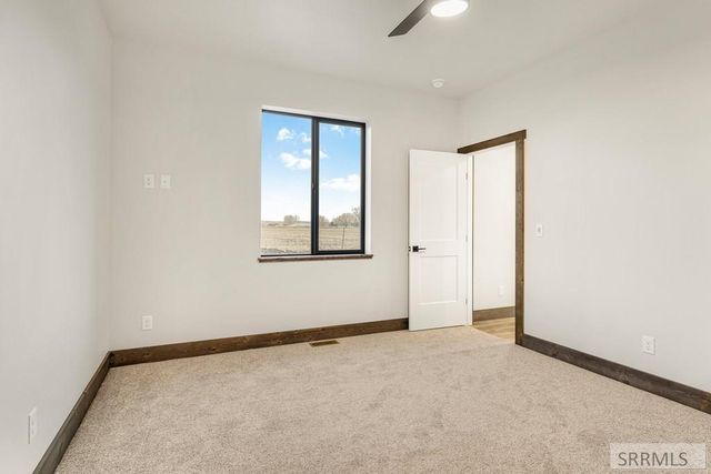 288 E 5th S, Sugar City, ID 83448