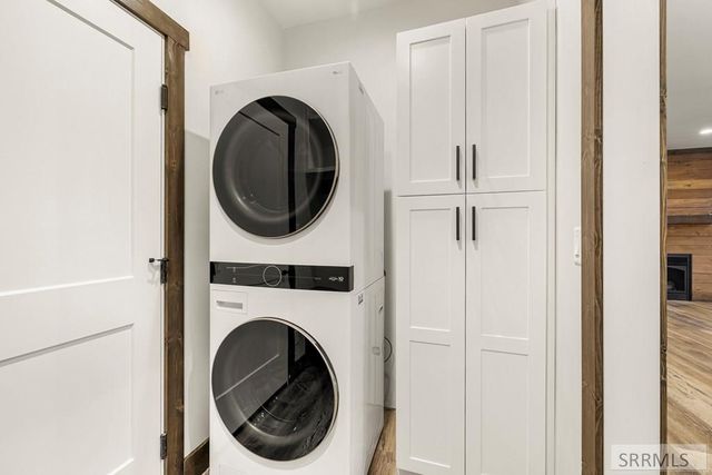 288 E 5th S, Sugar City, ID 83448