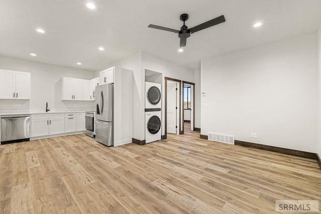 288 E 5th S, Sugar City, ID 83448