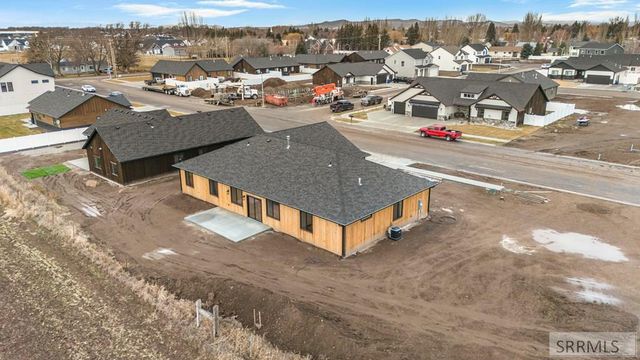 288 E 5th S, Sugar City, ID 83448