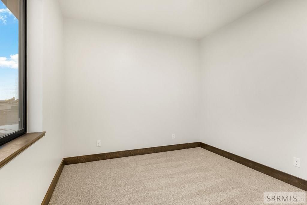 Image 26 of property listing at 288 E 5th S, Sugar City, ID 83448