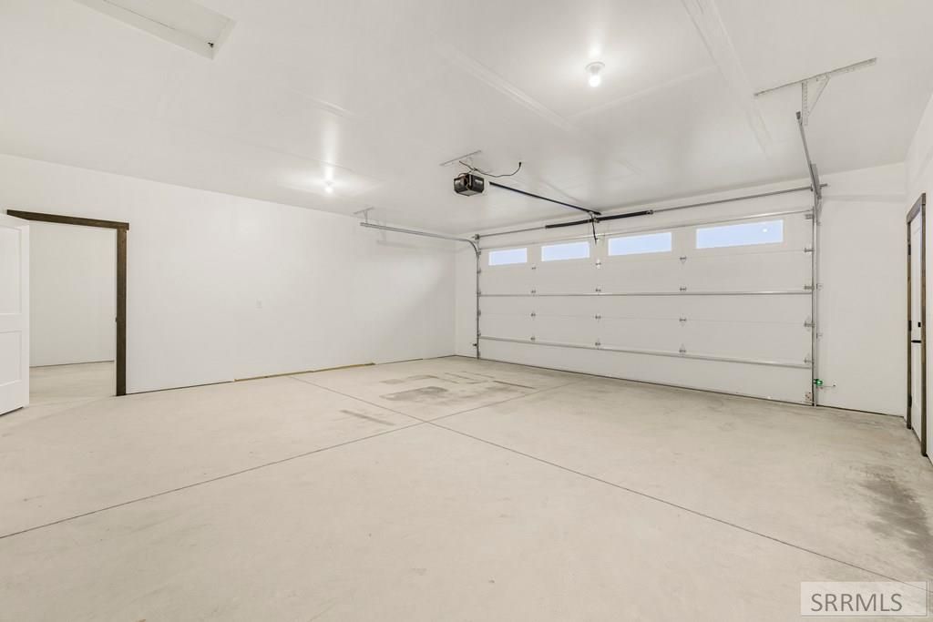 Image 32 of property listing at 288 E 5th S, Sugar City, ID 83448