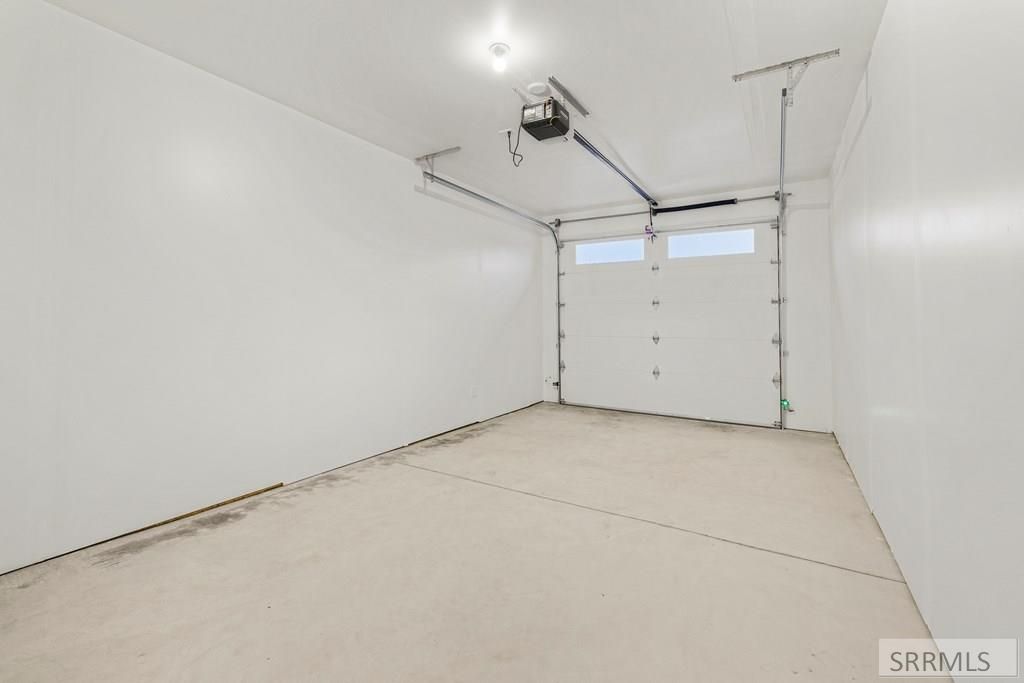 Image 34 of property listing at 288 E 5th S, Sugar City, ID 83448