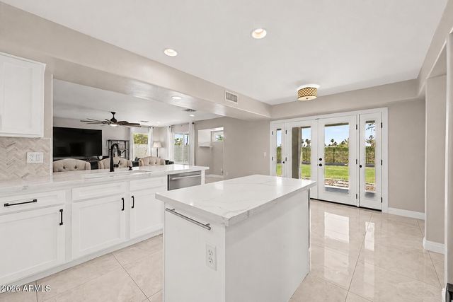 2535 E SARATOGA Street, Gilbert, AZ 85296