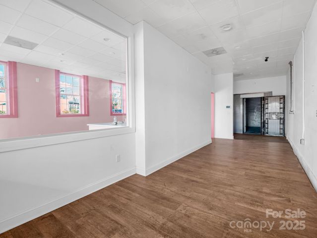 101 E FIRST Street, Lowell, NC 28098