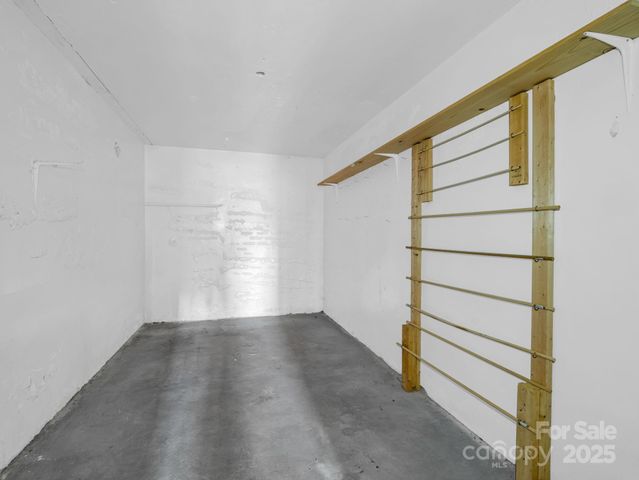 101 E FIRST Street, Lowell, NC 28098