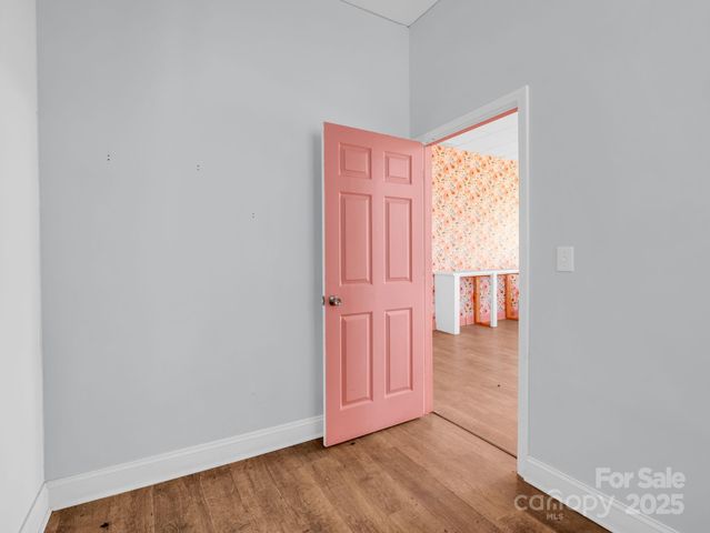 101 E FIRST Street, Lowell, NC 28098