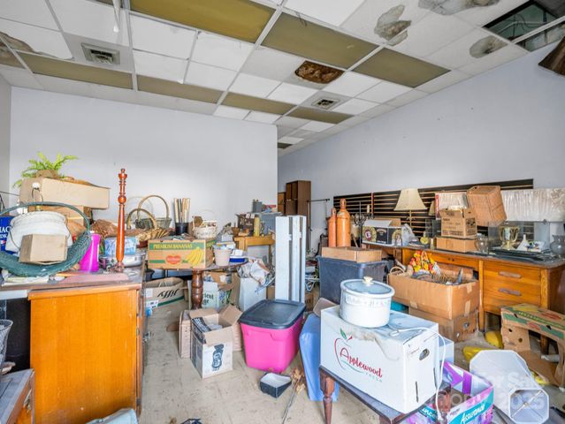 101 E FIRST Street, Lowell, NC 28098