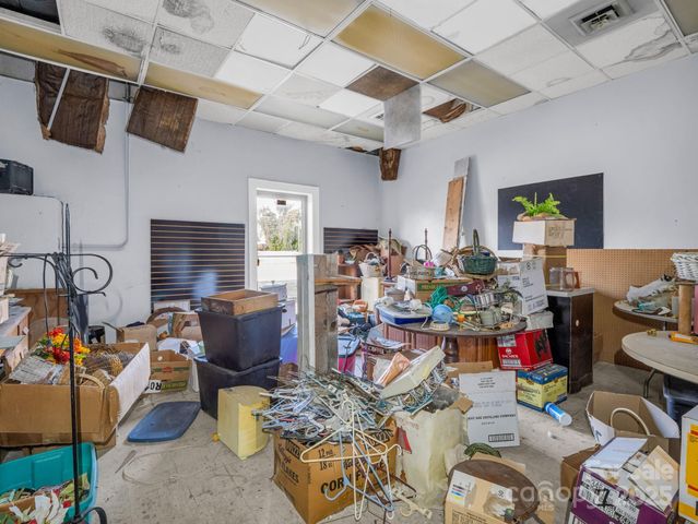 101 E FIRST Street, Lowell, NC 28098