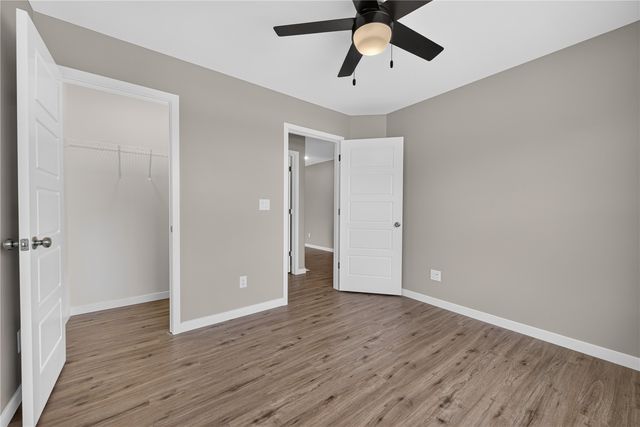 4215 English Glen Avenue, Marion, IA 52302