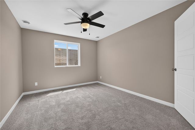 4215 English Glen Avenue, Marion, IA 52302