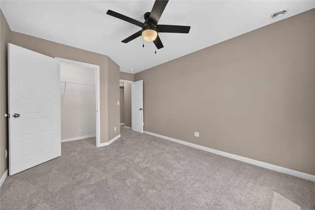 4215 English Glen Avenue, Marion, IA 52302