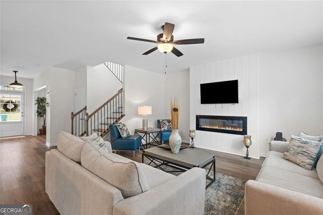 206 Blue Dragon Drive, Jefferson, GA 30549