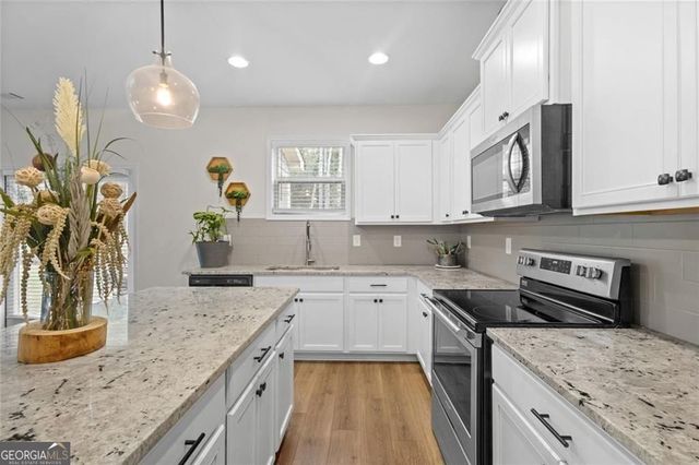 206 Blue Dragon Drive, Jefferson, GA 30549