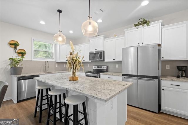 206 Blue Dragon Drive, Jefferson, GA 30549
