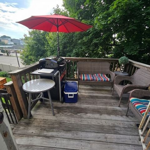 11 Fay, Worcester, MA 01604