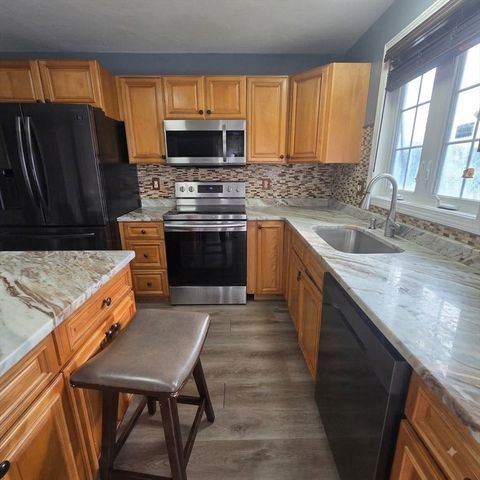 11 Fay, Worcester, MA 01604