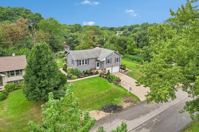 6309 HILLY Way, Cary, IL 60013
