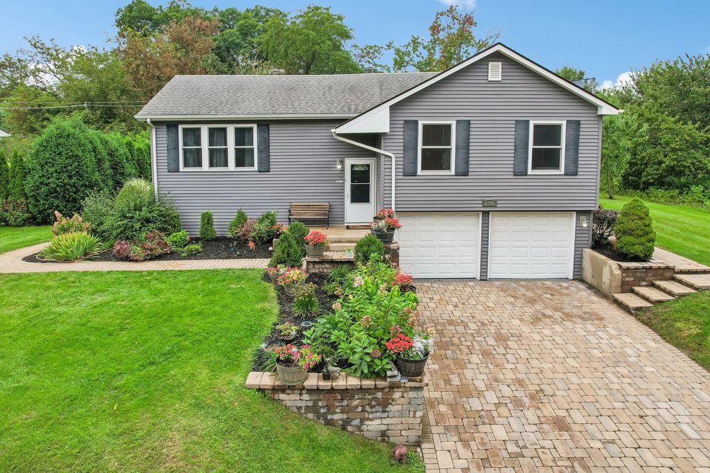 6309 HILLY Way, Cary, IL 60013