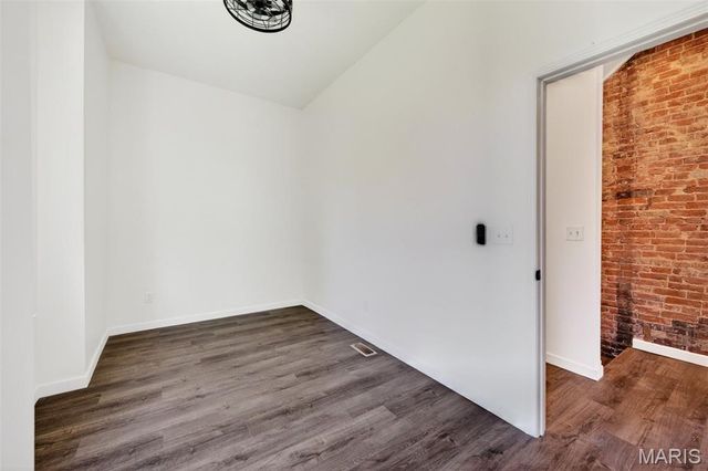 3332 Wisconsin Avenue, St Louis, MO 63118