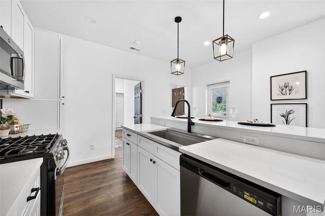 3332 Wisconsin Avenue, St Louis, MO 63118