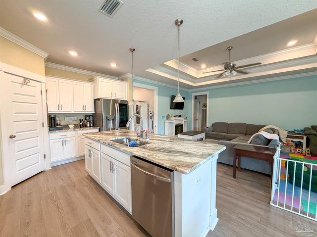 12509 Windsor Dr, Pensacola, FL 32506