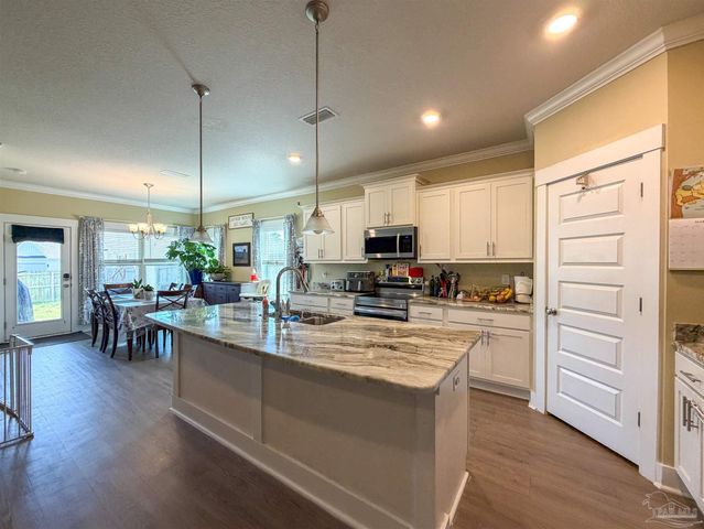 12509 Windsor Dr, Pensacola, FL 32506