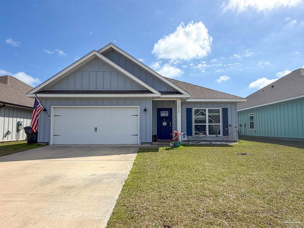 12509 Windsor Dr, Pensacola, FL 32506