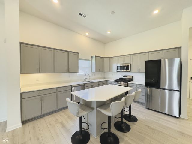 1374 Saguaro Way, Greenwood, IN 46143