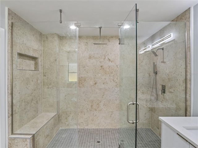 1190 W LAKESHORE DRIVE, Clermont, FL 34711