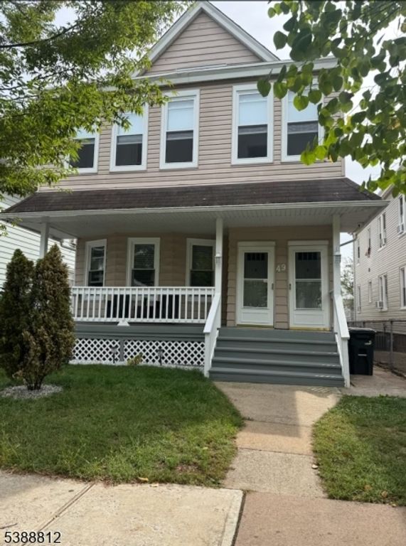 49 Clinton Ave, Clifton City, NJ 07011