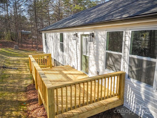 74 Ridge Way, Marion, NC 28752