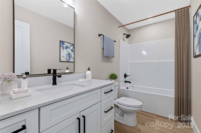 74 Ridge Way, Marion, NC 28752