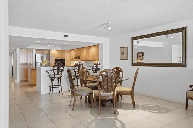 16326 GULF BOULEVARD 307, Redington Beach, FL 33708