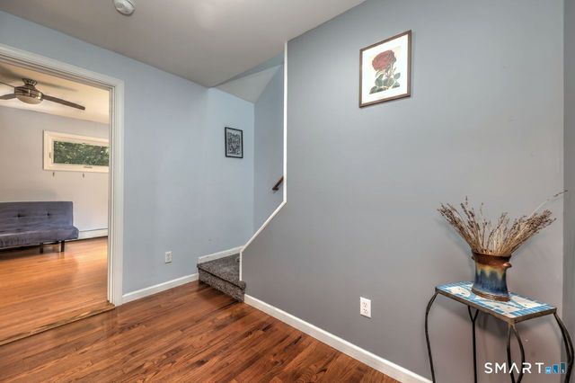 20 Highland Avenue, Woodbridge, CT 06525