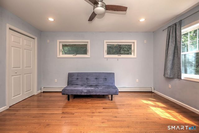 20 Highland Avenue, Woodbridge, CT 06525