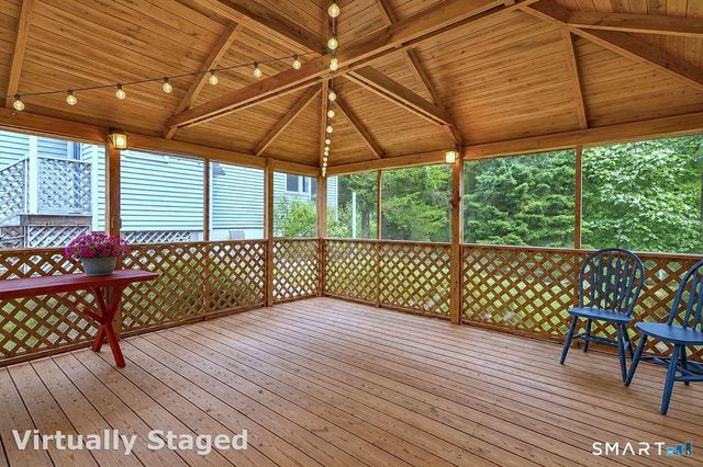 20 Highland Avenue, Woodbridge, CT 06525