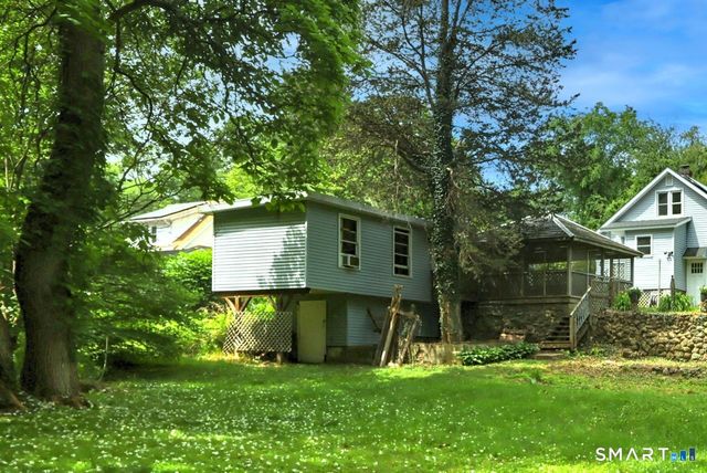 20 Highland Avenue, Woodbridge, CT 06525