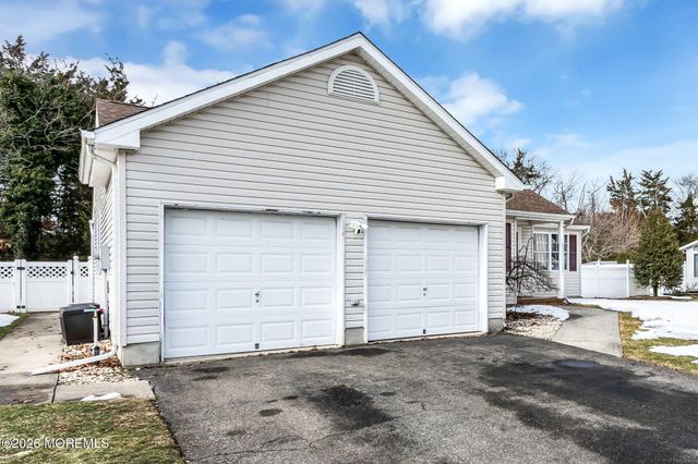 22 Evelyn Court, Brick, NJ 08723