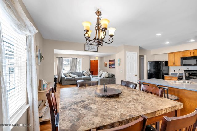 22 Evelyn Court, Brick, NJ 08723