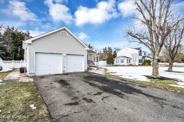 22 Evelyn Court, Brick, NJ 08723