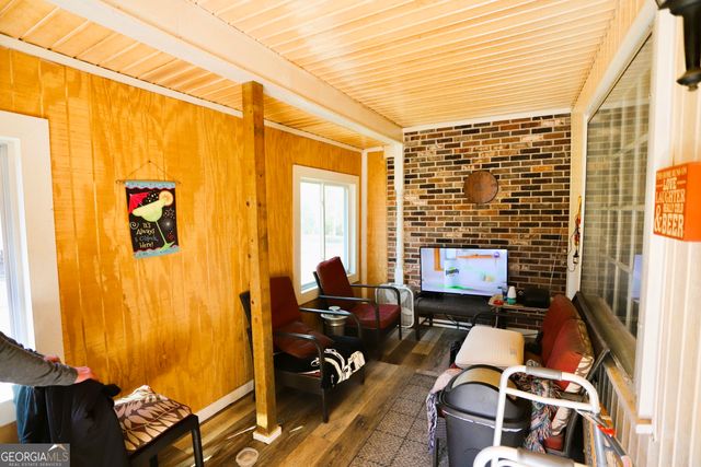 427 Oak Hill Drive, Trion, GA 30753