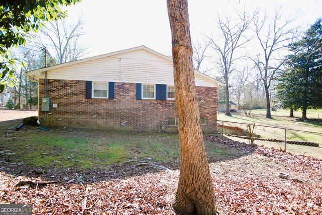 427 Oak Hill Drive, Trion, GA 30753